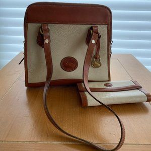 Dooney & Bourke Purse & Wallet